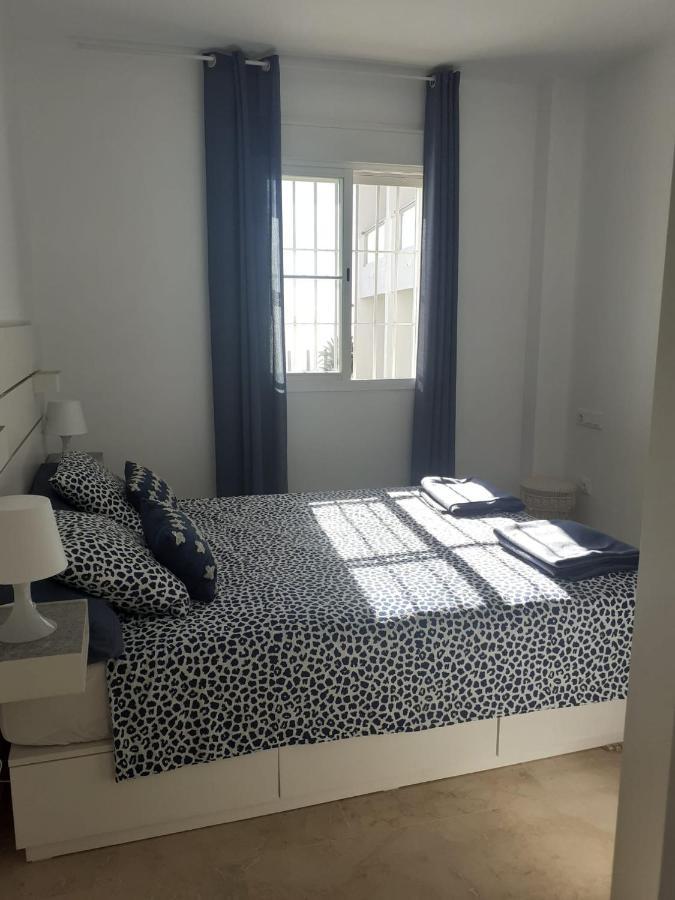 Small Oasis - Appartement 6 Personnes มานิลบา ภายนอก รูปภาพ